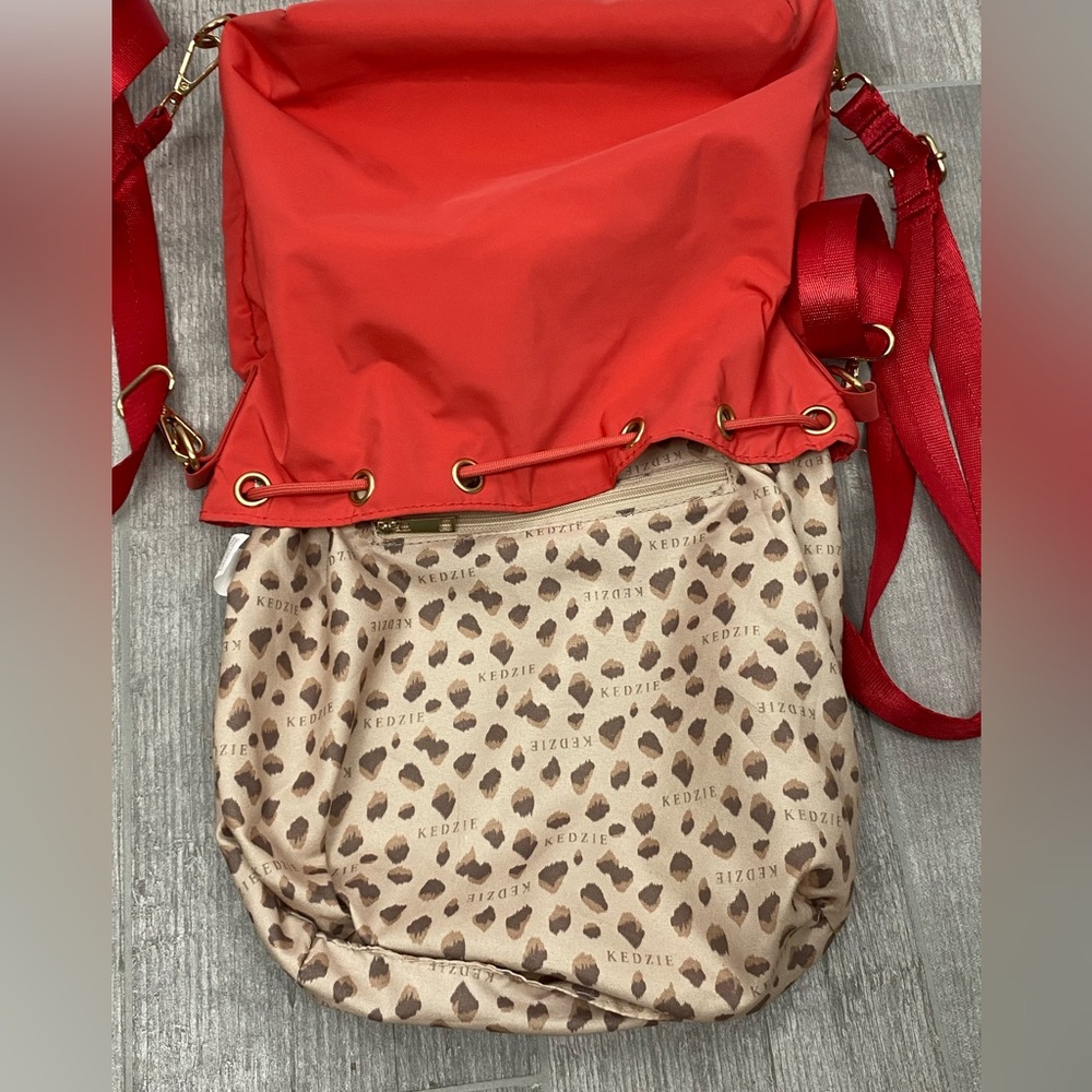 Kedzie Aries Convertible Bucket Bag fade red back pack adjustable straps - Picture 10 of 16